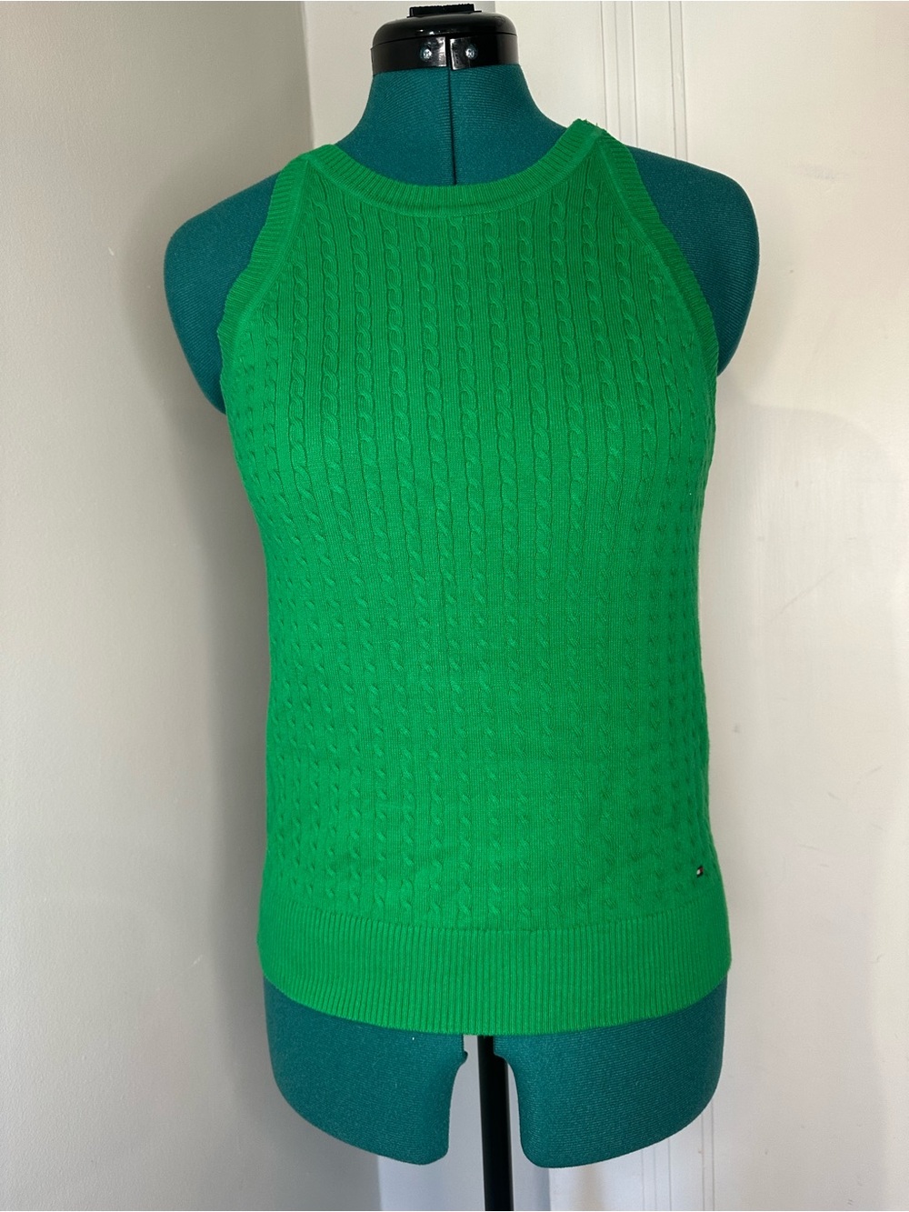 Tommy Hilfiger Kelly Green Cable-Knit Sleeveless Crew